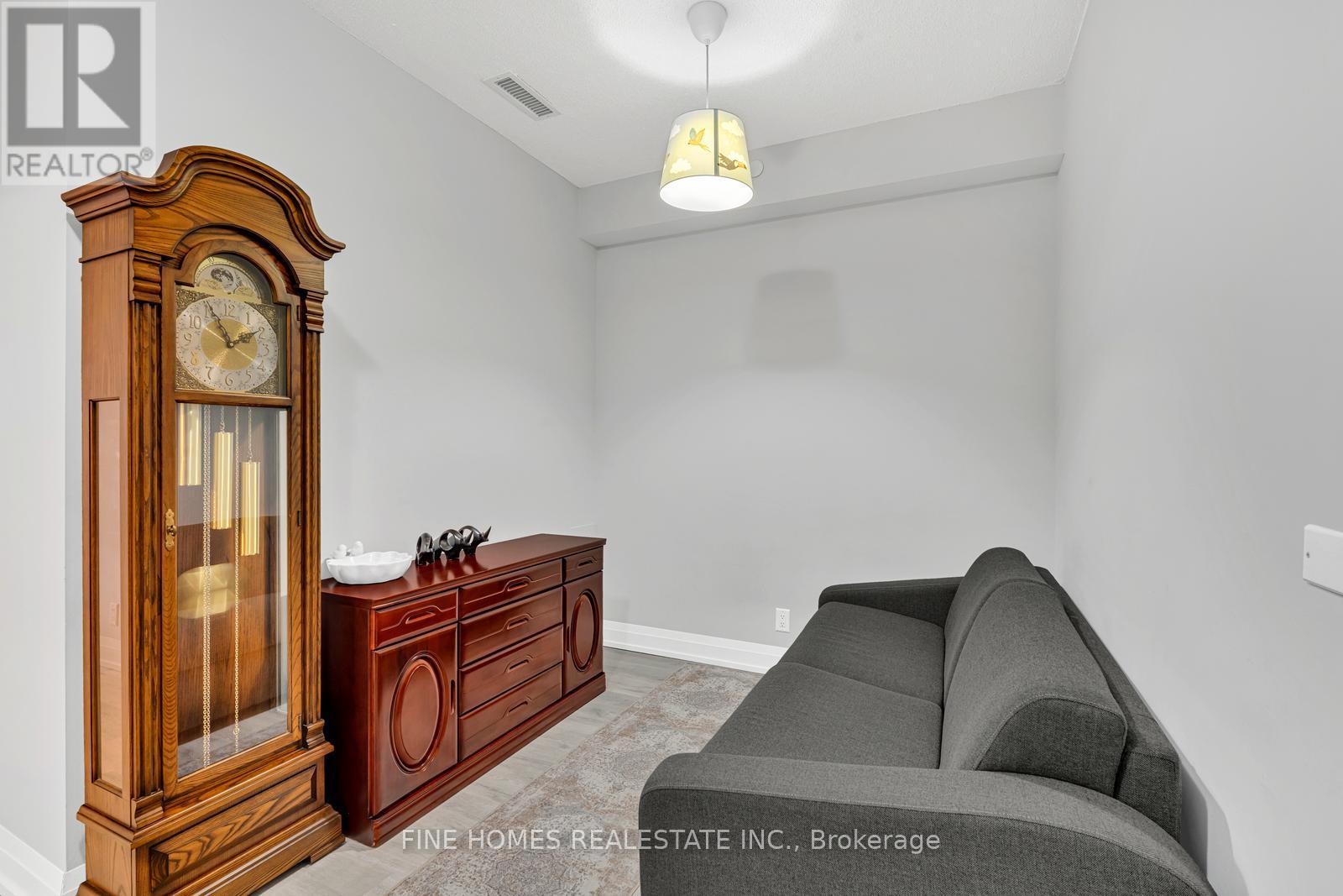 1119 - 7900 Bathusrt Street, Vaughan (Beverley Glen), Ontario  L4J 0J9 - Photo 6 - N12908728