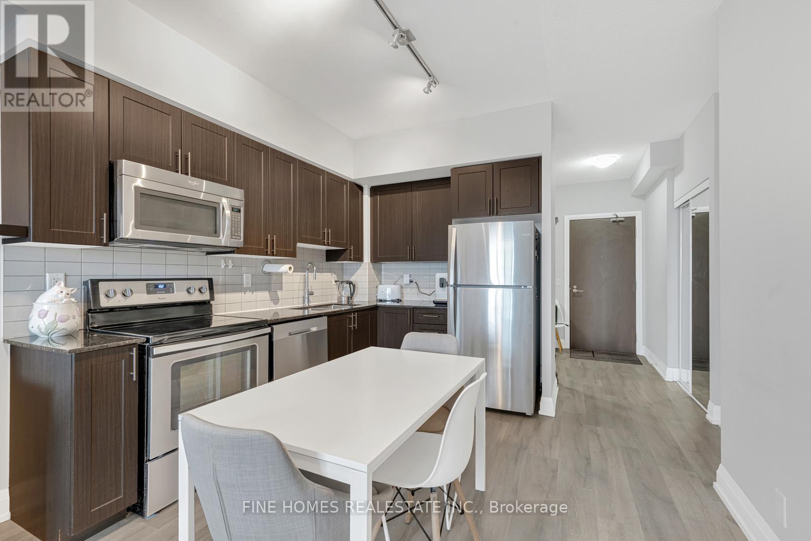 1119 - 7900 Bathusrt Street, Vaughan (Beverley Glen), Ontario  L4J 0J9 - Photo 8 - N12908728