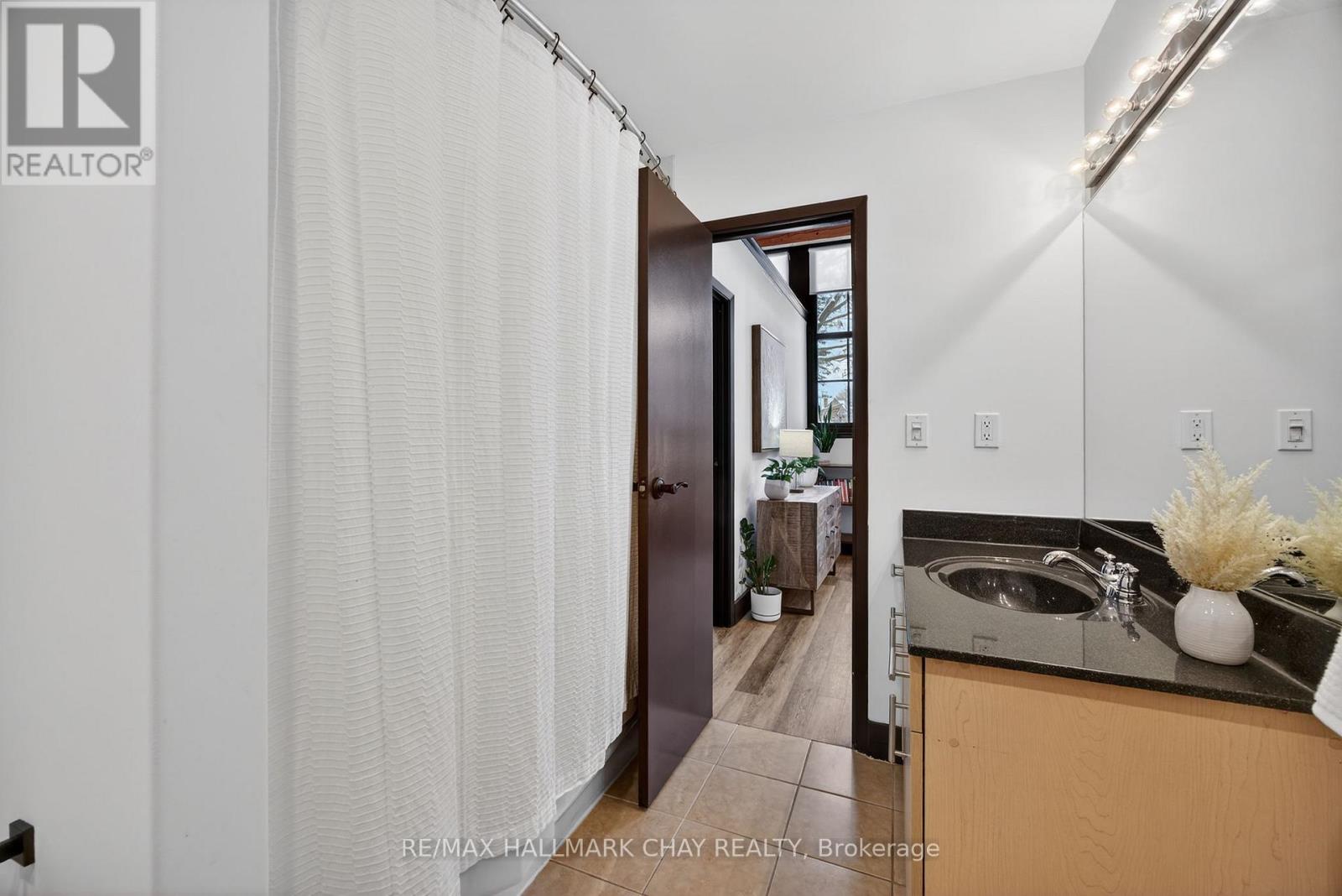 106 - 543 Timothy Street, Newmarket (Central Newmarket), Ontario  L3Y 1R1 - Photo 20 - N12908776