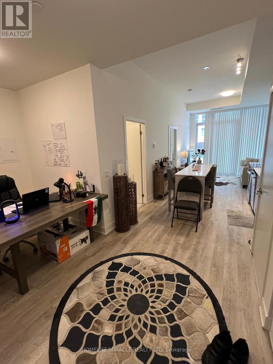 103 - 185 Deerfield Road, Newmarket (Central Newmarket), Ontario  L3Y 0G7 - Photo 10 - N12908778