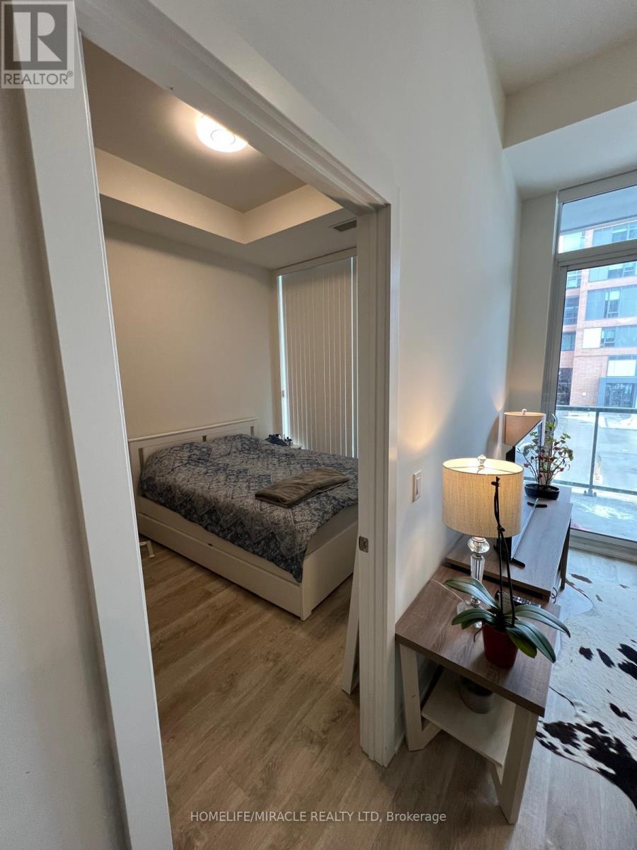 103 - 185 Deerfield Road, Newmarket (Central Newmarket), Ontario  L3Y 0G7 - Photo 12 - N12908778