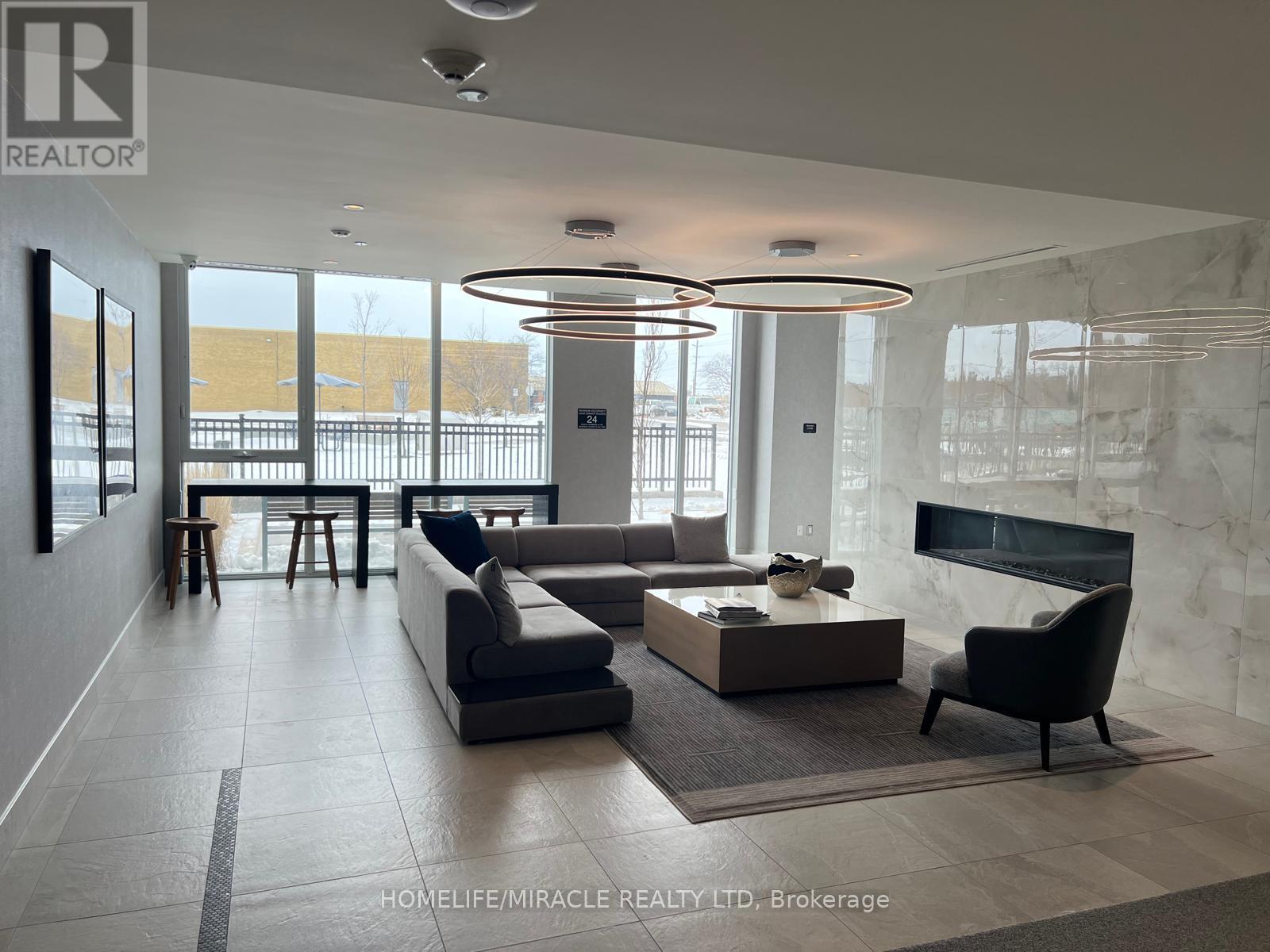 103 - 185 Deerfield Road, Newmarket (Central Newmarket), Ontario  L3Y 0G7 - Photo 23 - N12908778