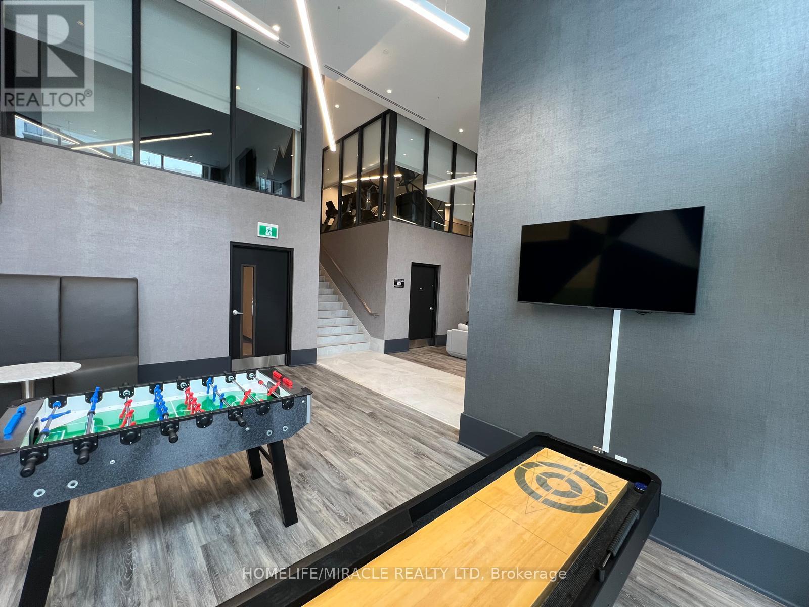 103 - 185 Deerfield Road, Newmarket (Central Newmarket), Ontario  L3Y 0G7 - Photo 29 - N12908778