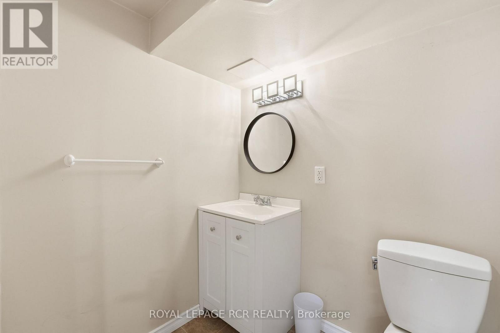 812 Greenfield Crescent, Newmarket, Ontario  L3Y 3B3 - Photo 26 - N12908822