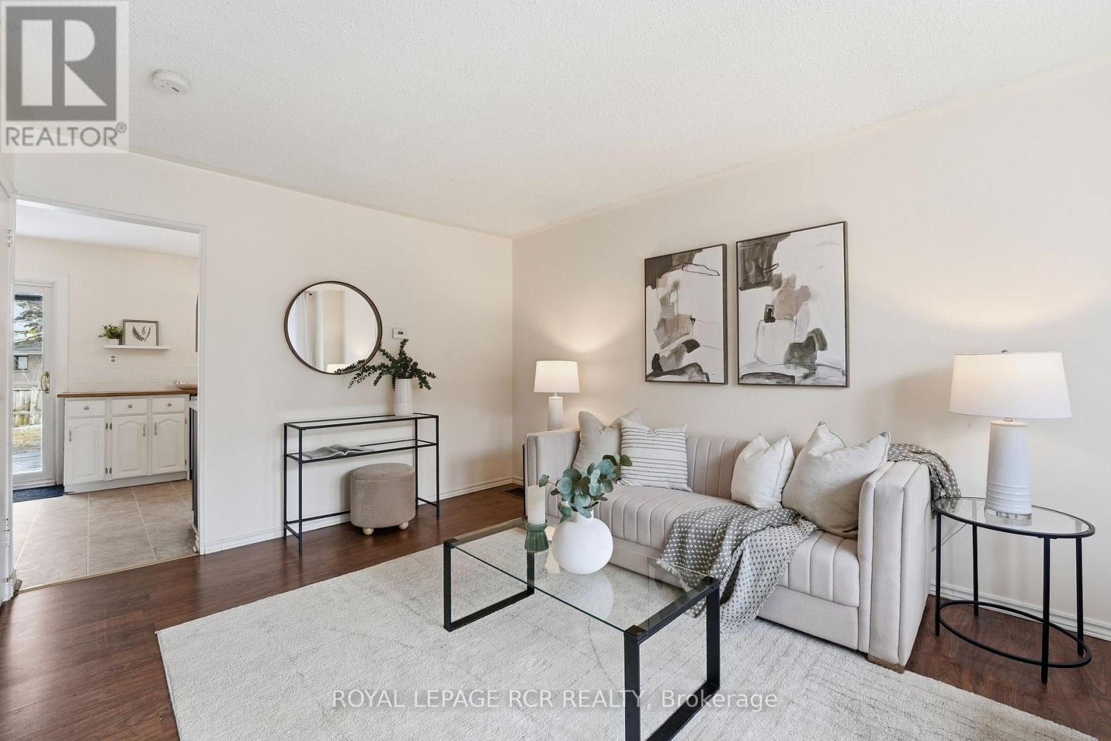 812 Greenfield Crescent, Newmarket, Ontario  L3Y 3B3 - Photo 3 - N12908822