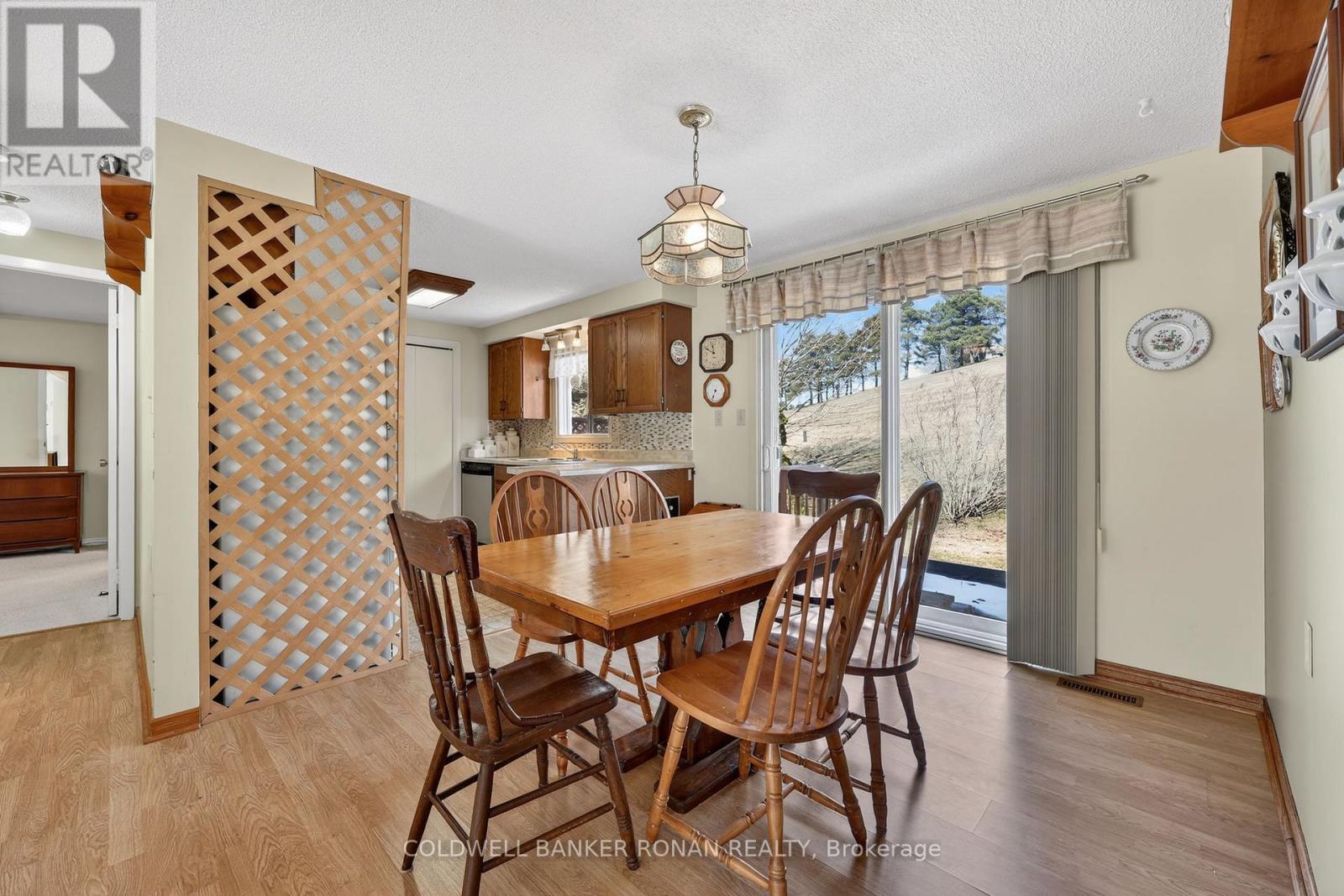 4 Tecumseth Pine Drive, New Tecumseth, Ontario  L0G 1W0 - Photo 11 - N12908848