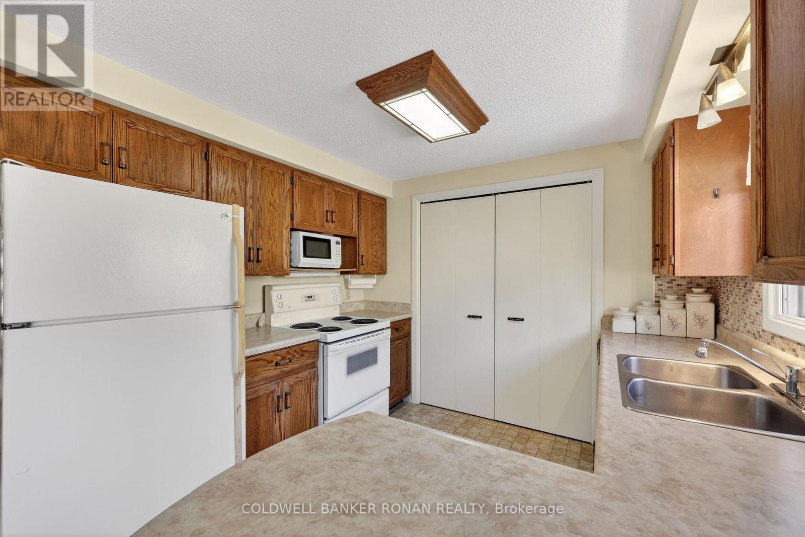 4 Tecumseth Pine Drive, New Tecumseth, Ontario  L0G 1W0 - Photo 13 - N12908848