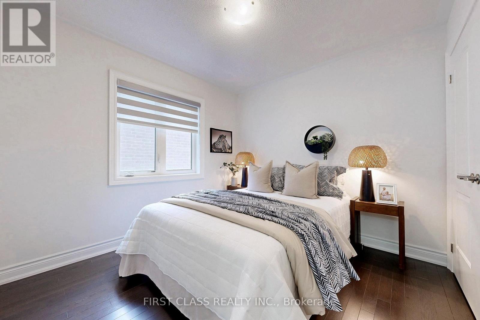 116 Carriage Shop Bend, East Gwillimbury, Ontario  L9N 0Y3 - Photo 33 - N12907906