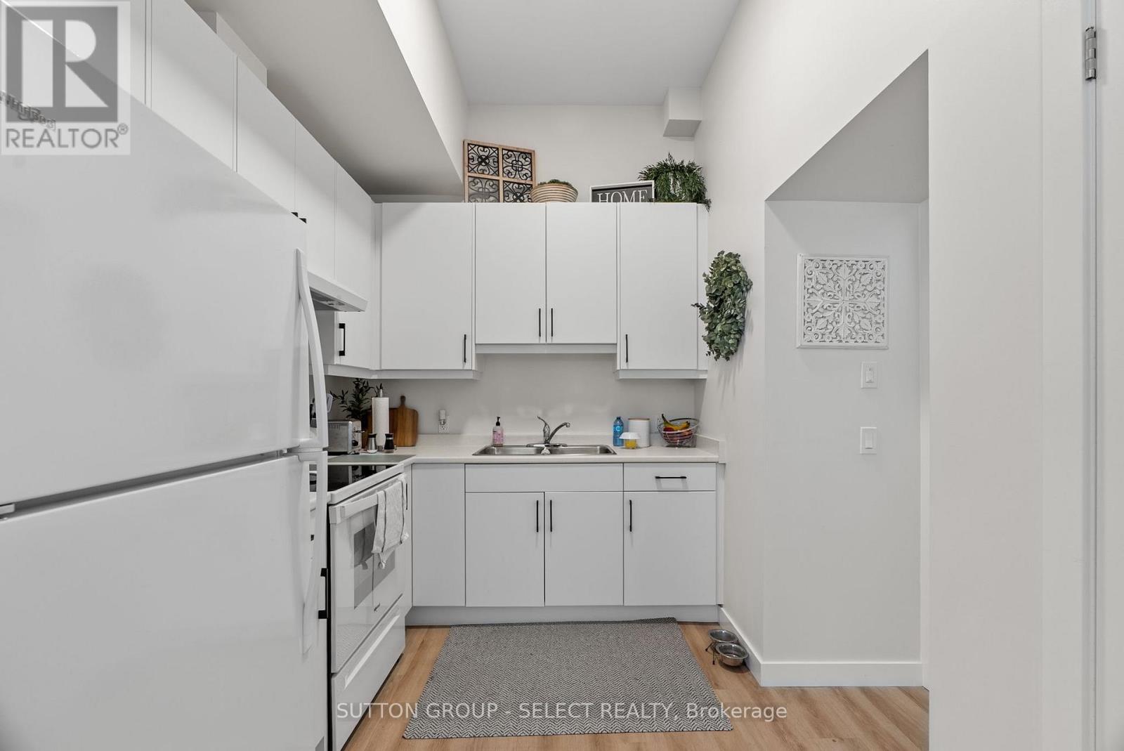 370 William Street, South Huron, Ontario  N0M 1S2 - Photo 37 - X12481207