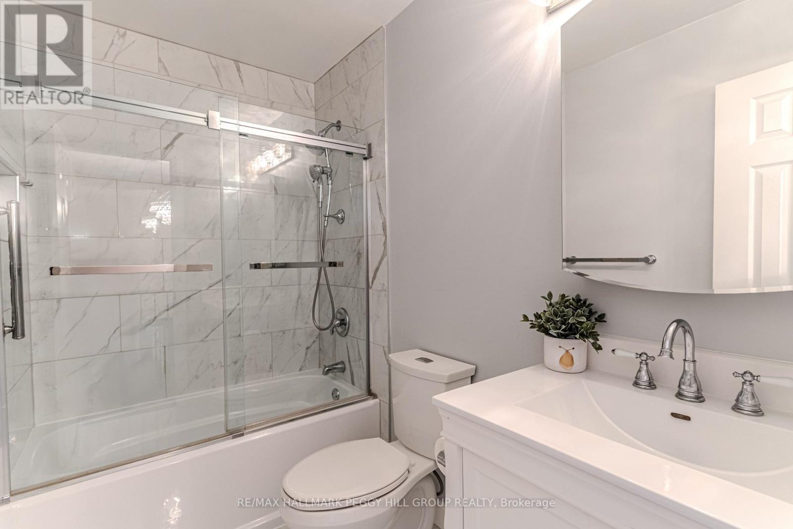 17 Bruce Crescent, Barrie (Bayshore), Ontario  L4N 8T8 - Photo 15 - S12908586