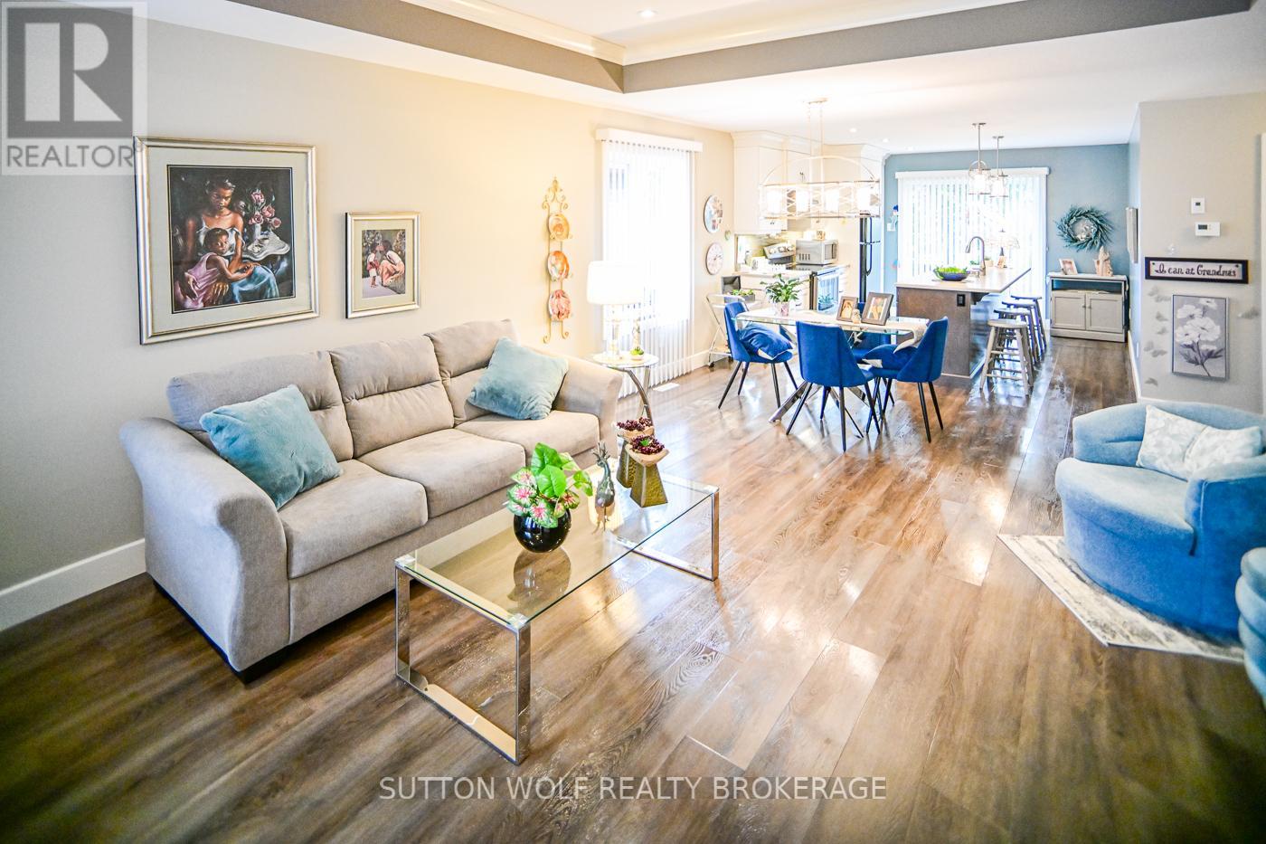 Photo 6 of 36 for 6 - 295 Mogg Street