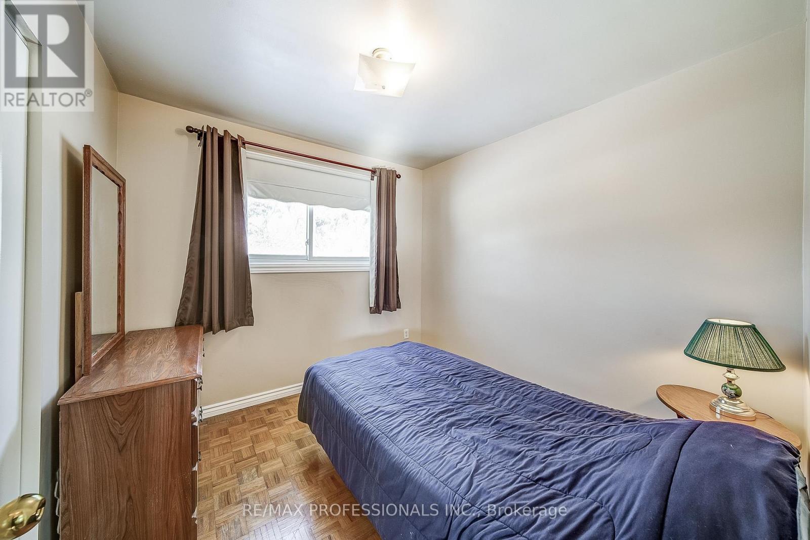 2 Agnes Street, Barrie (Wellington), Ontario  L4M 2S2 - Photo 26 - S12908606