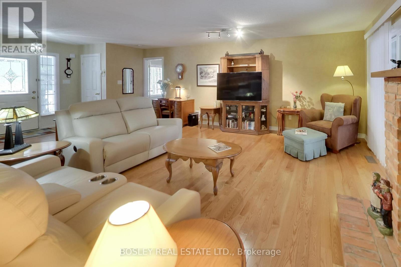 39 Martyn Drive, Wasaga Beach, Ontario  L9Z 1N6 - Photo 13 - S12908722