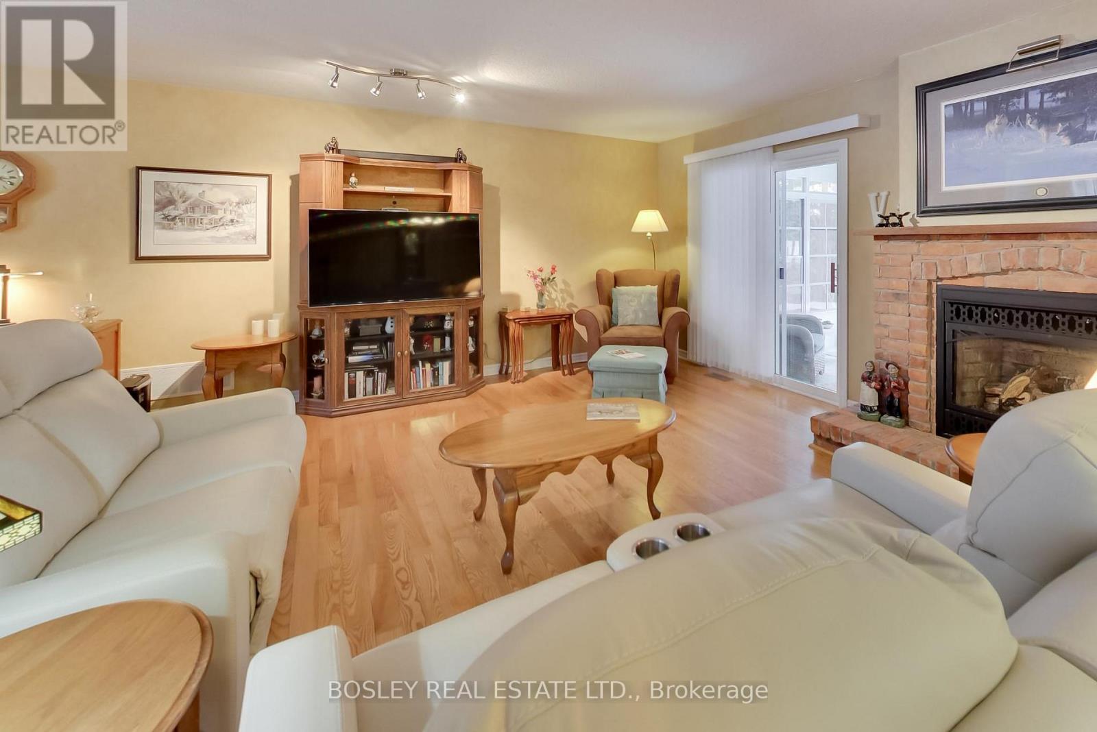 39 Martyn Drive, Wasaga Beach, Ontario  L9Z 1N6 - Photo 15 - S12908722