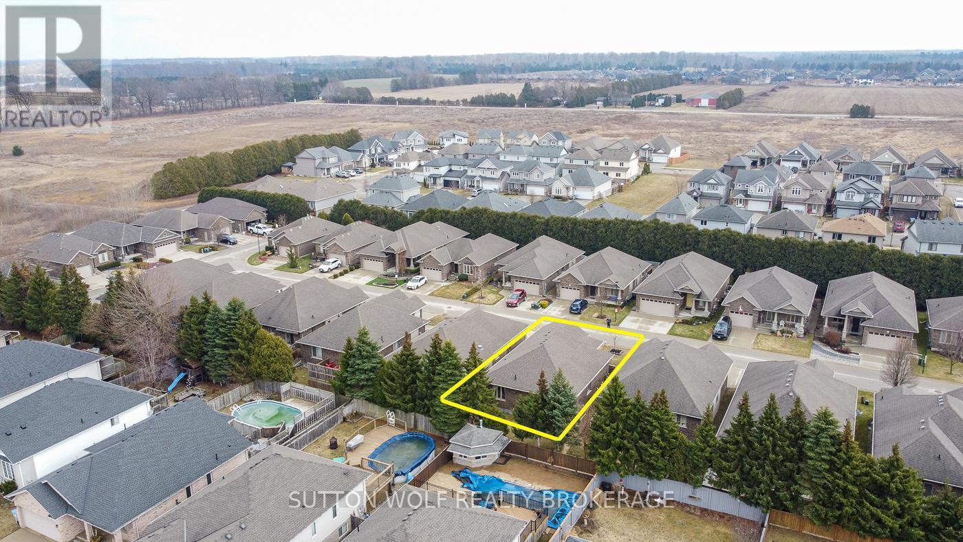 6 - 295 Mogg Street, Strathroy-Caradoc (Se), Ontario  N7G 0C6 - Photo 33 - X12908832