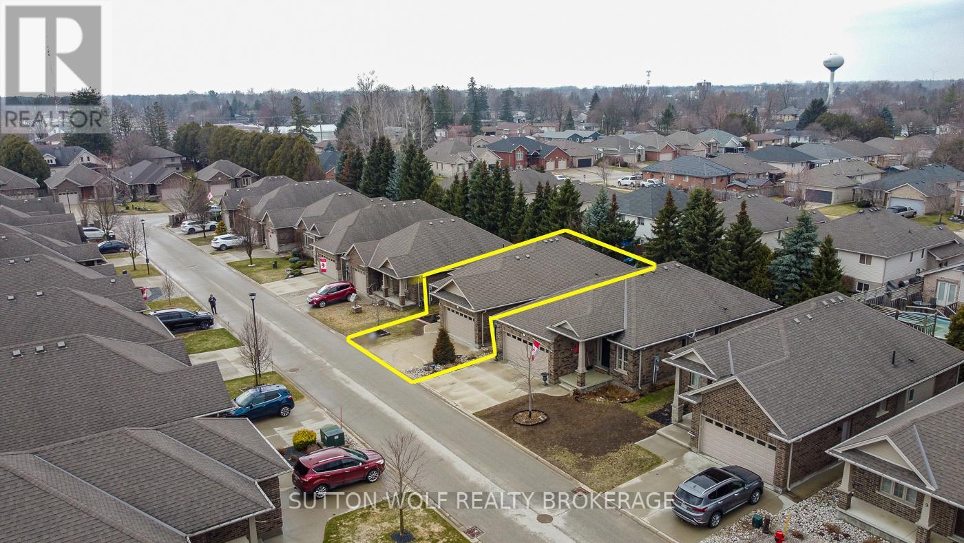 6 - 295 Mogg Street, Strathroy-Caradoc (Se), Ontario  N7G 0C6 - Photo 31 - X12908832