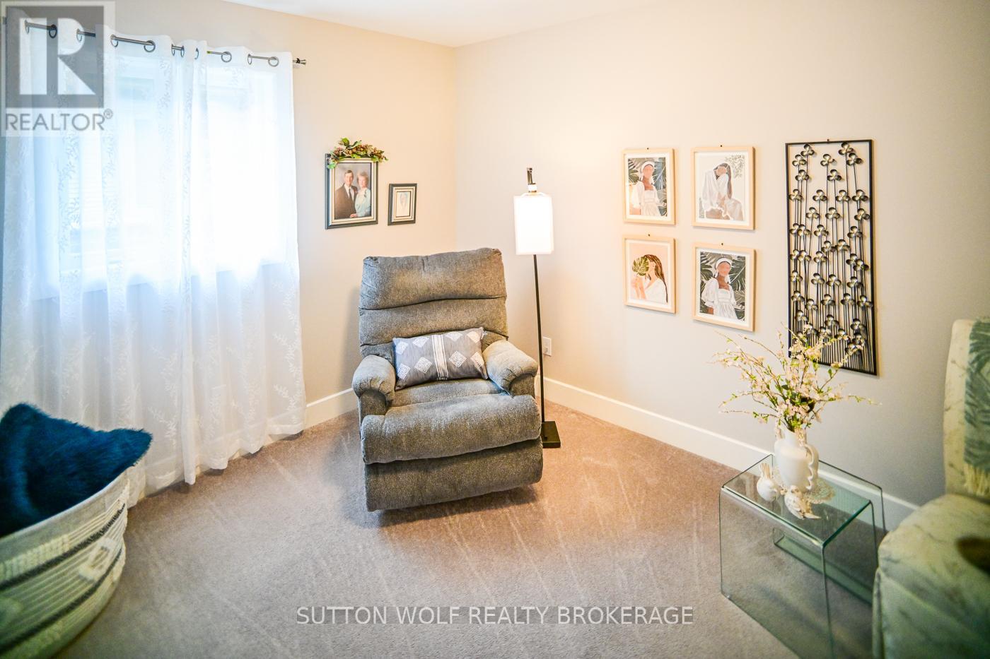 6 - 295 Mogg Street, Strathroy-Caradoc (Se), Ontario  N7G 0C6 - Photo 21 - X12908832