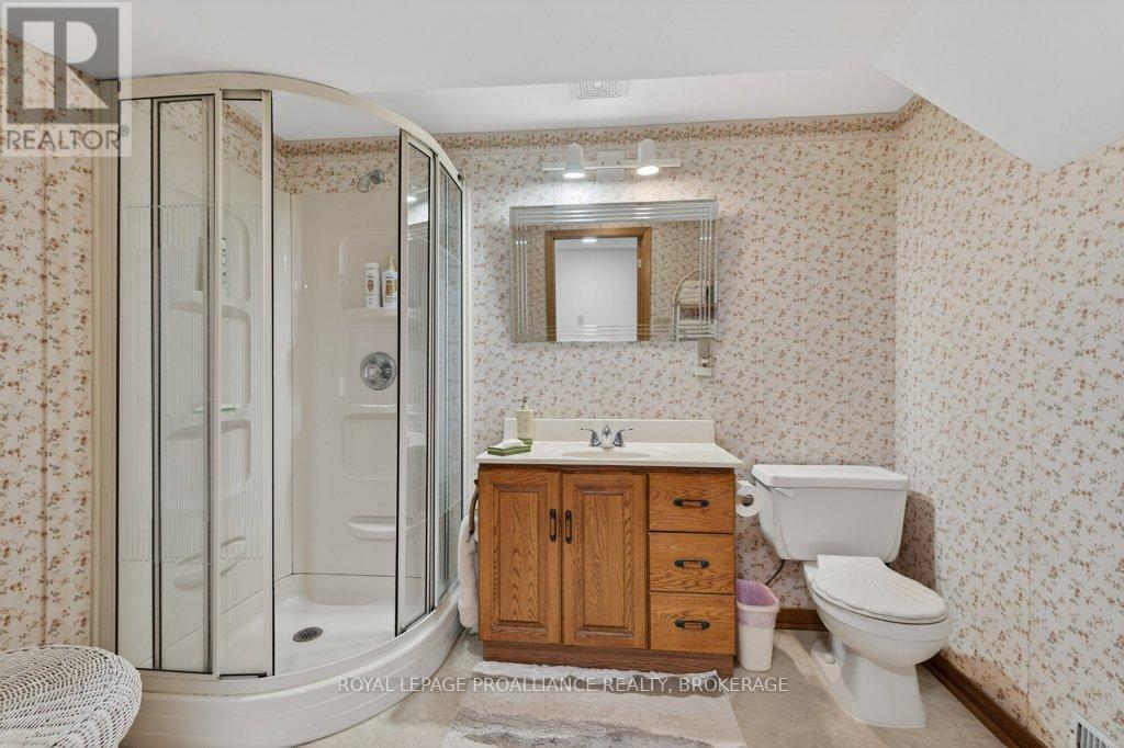 28 Pember Place, Kingston, Ontario  K7M 2P7 - Photo 26 - X12908608