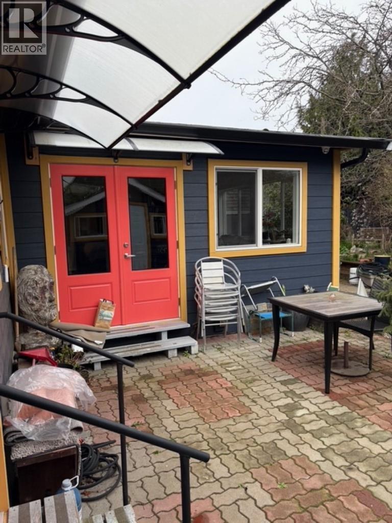 5702 Medusa Street, Sechelt, British Columbia  V0N 3A0 - Photo 22 - R3099668