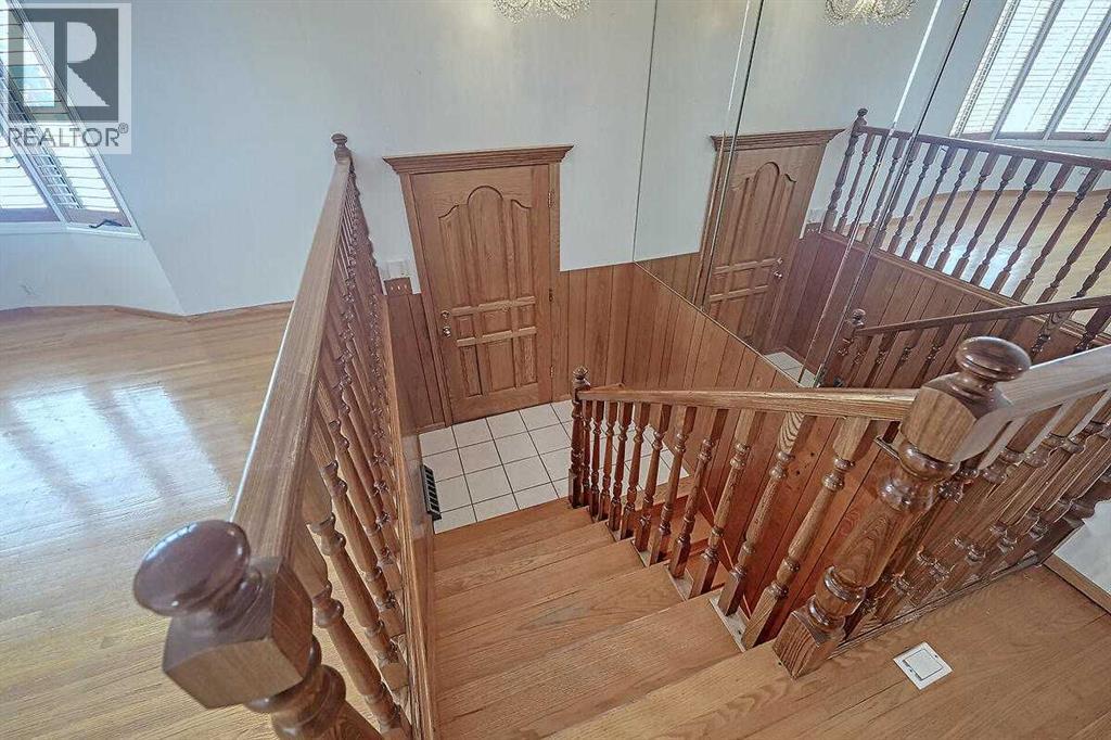 444 Woodland Crescent Se, Calgary, Alberta  T2J 1J9 - Photo 3 - A2293176