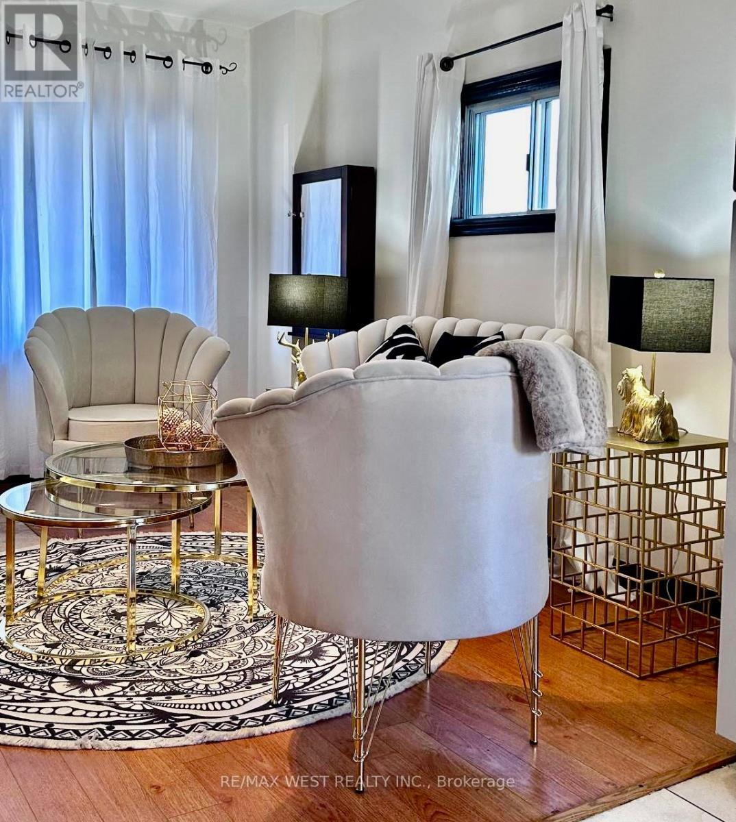 15 Fourteenth Street, Toronto (New Toronto), Ontario  M8V 3H8 - Photo 11 - W12908532