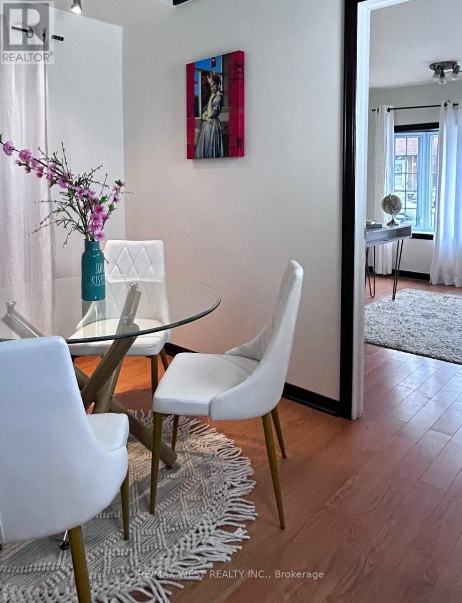 15 Fourteenth Street, Toronto (New Toronto), Ontario  M8V 3H8 - Photo 15 - W12908532