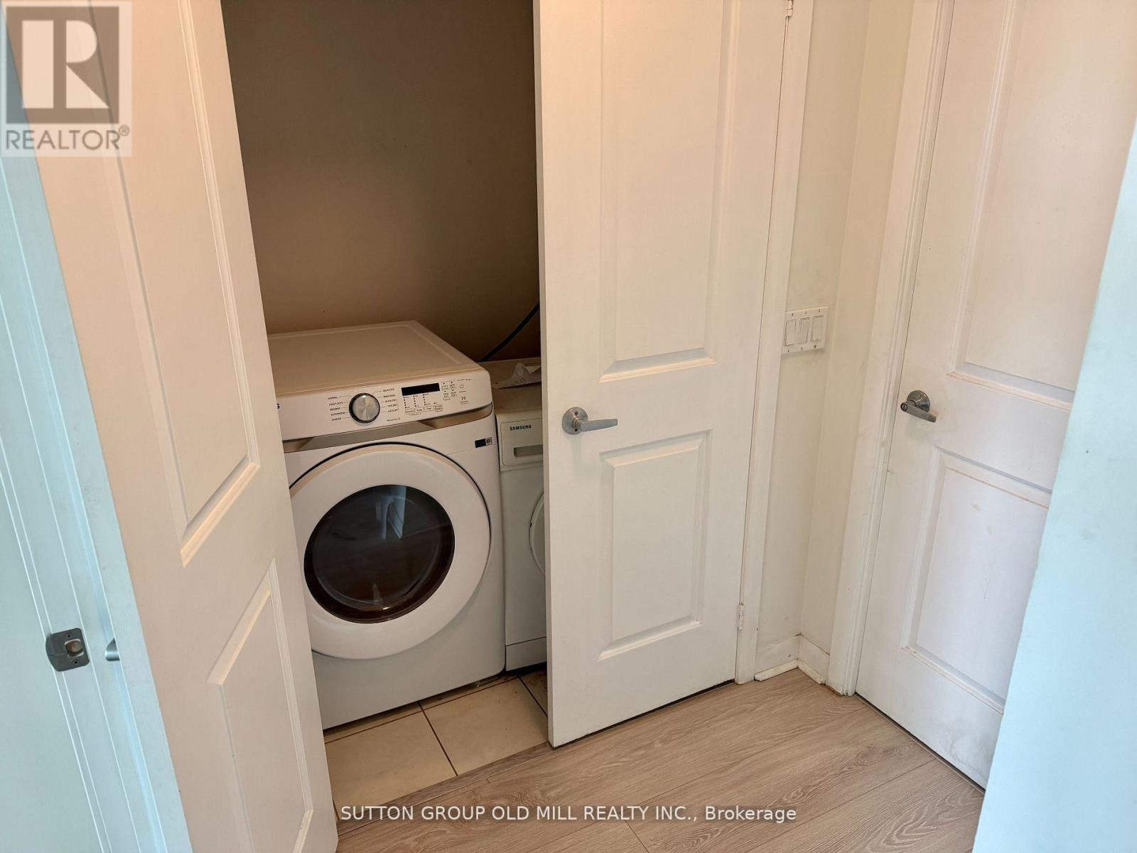 305 - 235 Sherway Gardens Road, Toronto, Ontario  M9C 0A2 - Photo 17 - W12908564