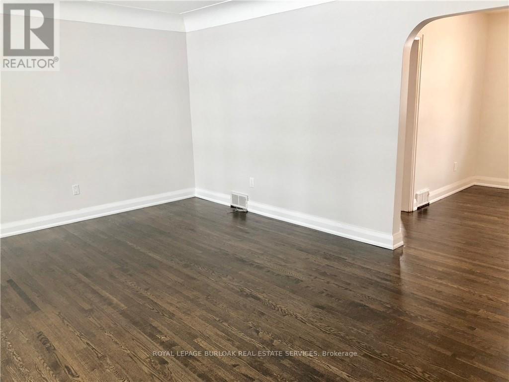 252 Pomona Avenue, Burlington, Ontario  L7N 1T1 - Photo 23 - W12908566