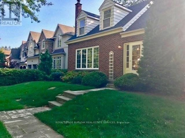 252 Pomona Avenue, Burlington, Ontario  L7N 1T1 - Photo 3 - W12908566