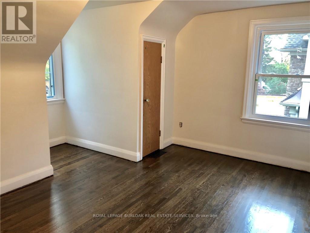 252 Pomona Avenue, Burlington, Ontario  L7N 1T1 - Photo 7 - W12908566