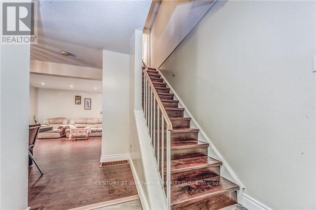 38 Jackman Drive, Brampton, Ontario  L6S 2L8 - Photo 17 - W12908588