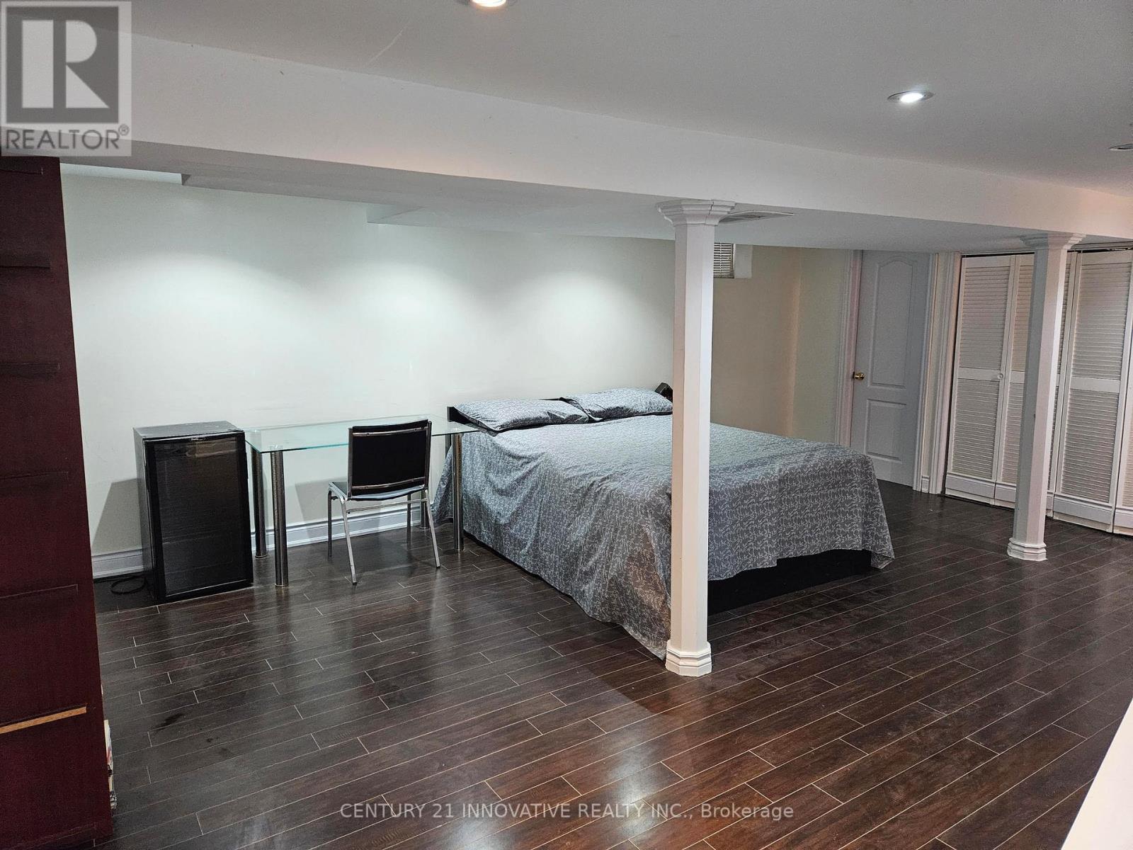 38 Jackman Drive, Brampton, Ontario  L6S 2L8 - Photo 8 - W12908588