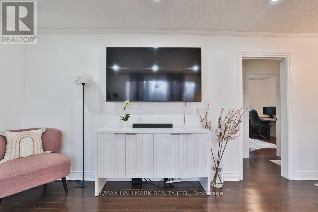 2334 Prospect Street, Burlington, Ontario  L7R 2A6 - Photo 6 - W12908634