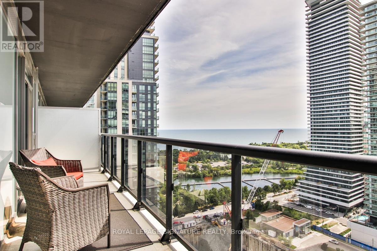 2104 - 56 Annie Craig Drive, Toronto, Ontario  M8V 0C8 - Photo 12 - W12908642