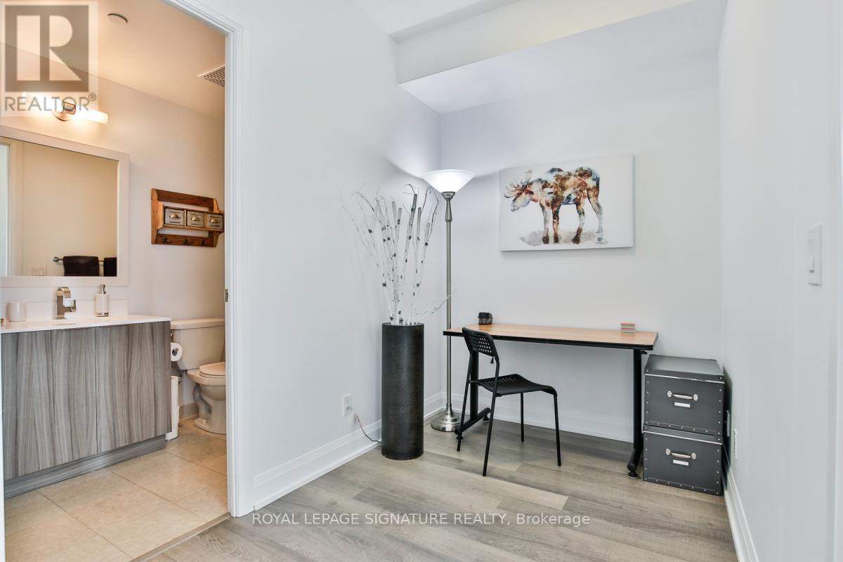 2104 - 56 Annie Craig Drive, Toronto, Ontario  M8V 0C8 - Photo 7 - W12908642