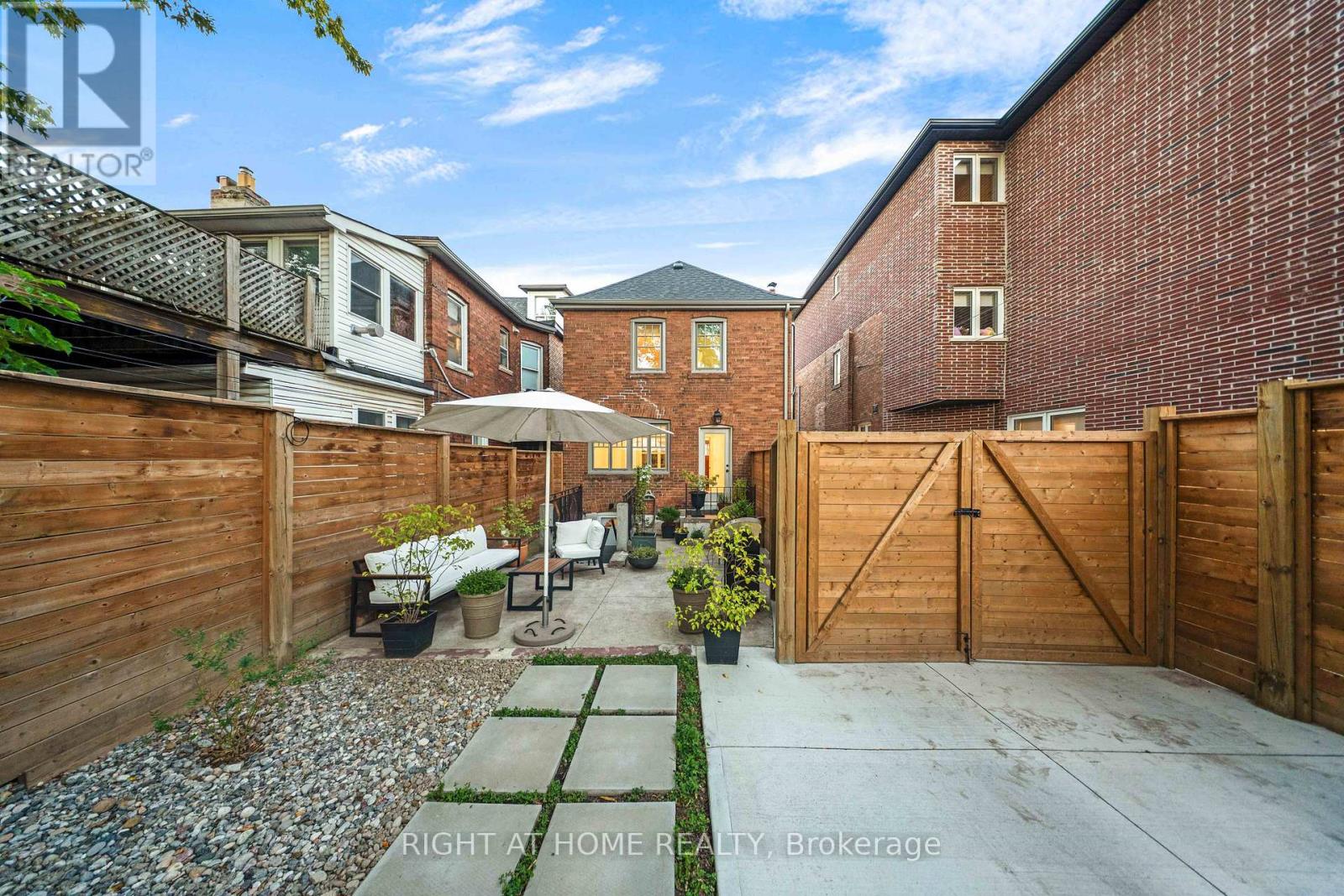 1642 Dufferin Street, Toronto, Ontario  M6H 3L8 - Photo 30 - W12908650