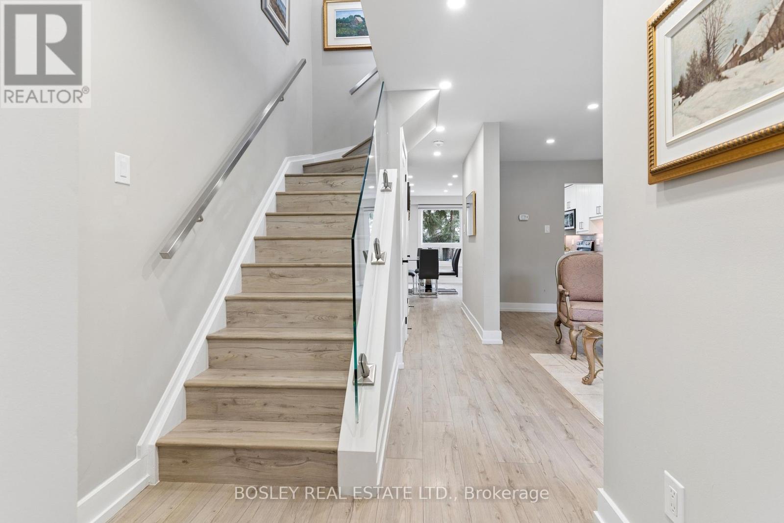 76 - 2272 Mowat Avenue, Oakville, Ontario  L6H 5L8 - Photo 4 - W12908710