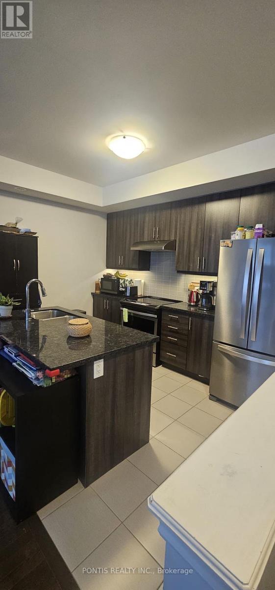 3038 Postridge Drive, Oakville, Ontario  L6L 0R9 - Photo 5 - W12908724