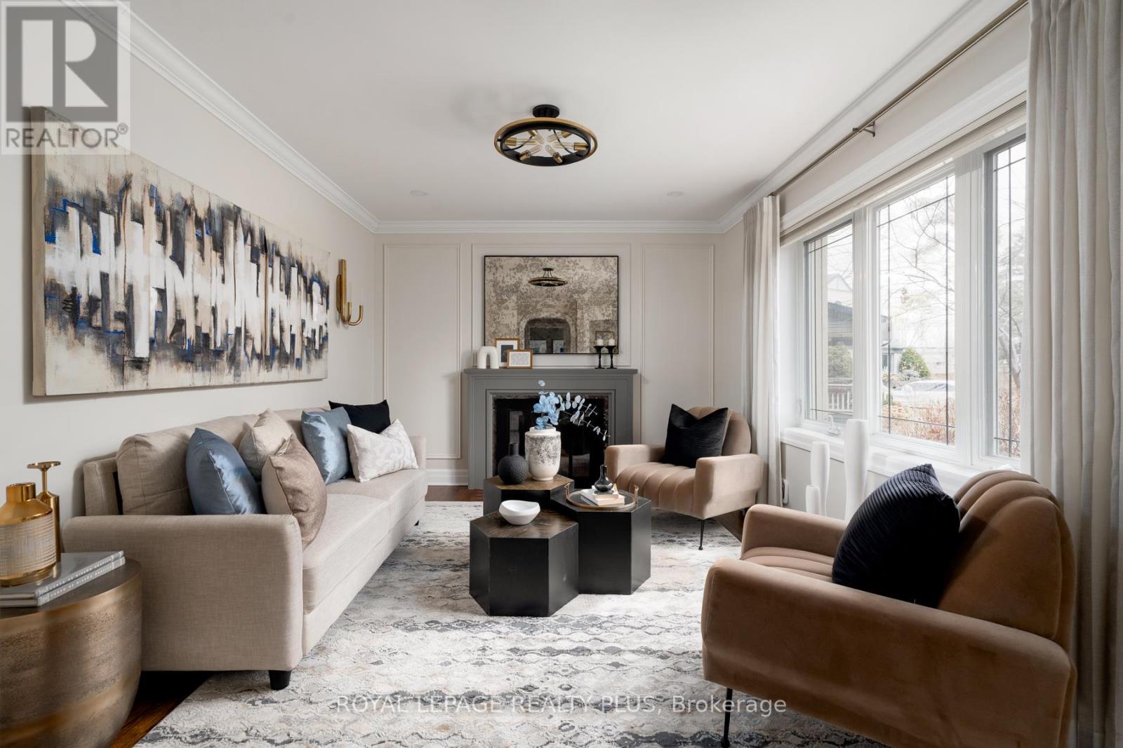 2184 Guthrie Lane, Mississauga, Ontario  L4Y 1W9 - Photo 4 - W12908730