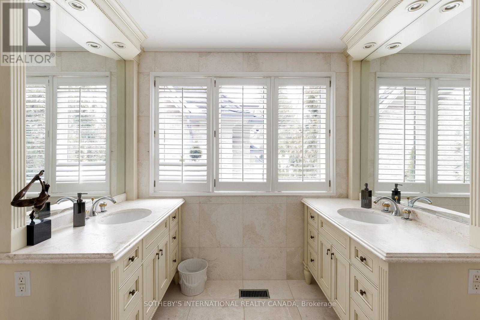 23 Edenbrook Hill, Toronto, Ontario  M9A 3Z7 - Photo 40 - W12908760