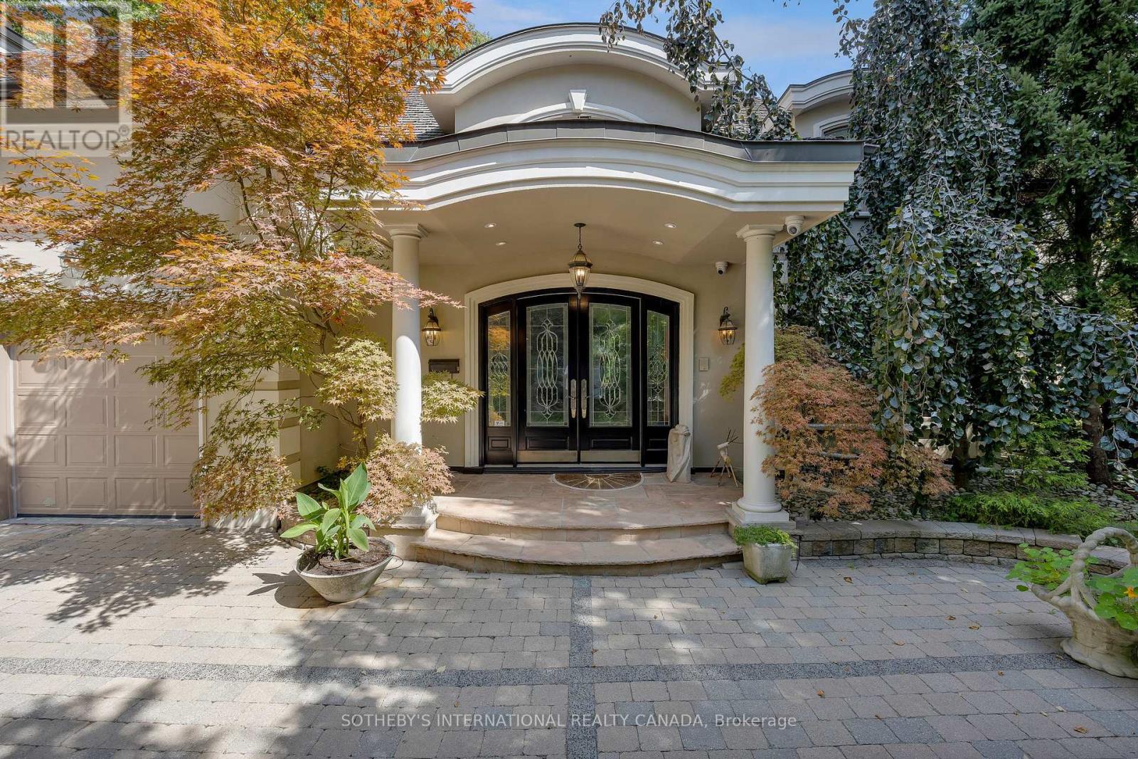 23 Edenbrook Hill, Toronto, Ontario  M9A 3Z7 - Photo 6 - W12908760