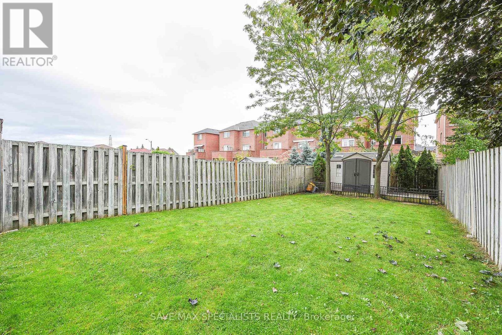 614 Lumberton Crescent, Mississauga, Ontario  L4Z 3Z5 - Photo 9 - W12908784