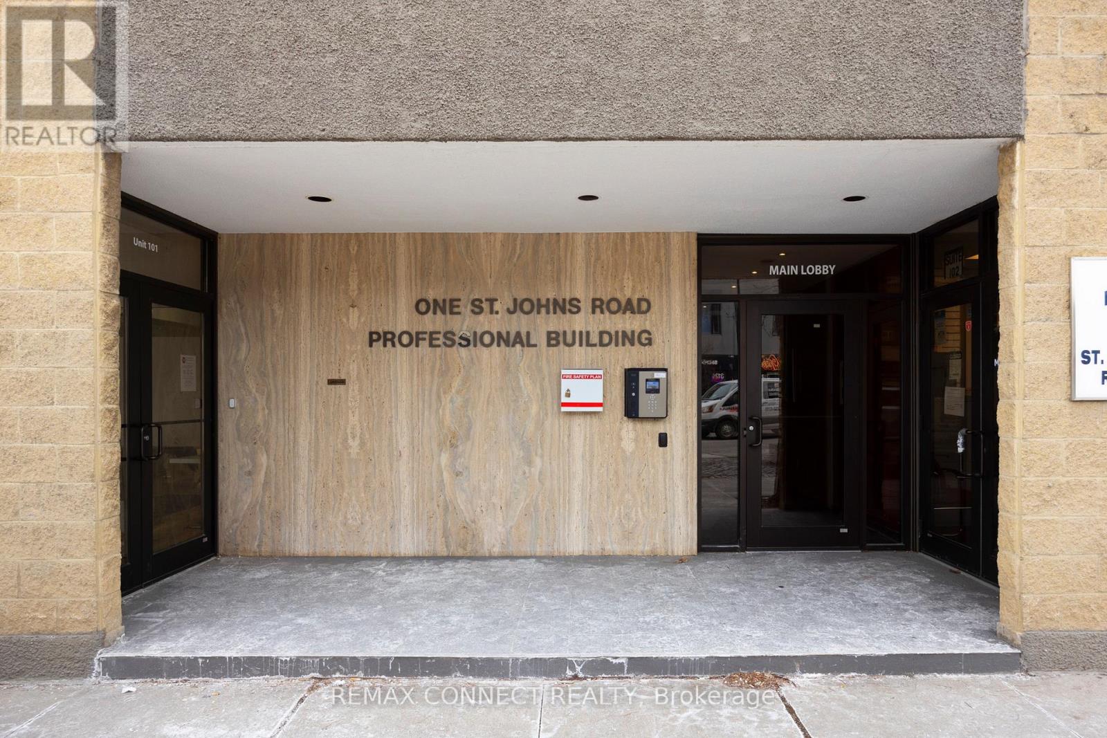 402 - 1 St Johns Road, Toronto, Ontario  M6P 1T7 - Photo 35 - W12908788