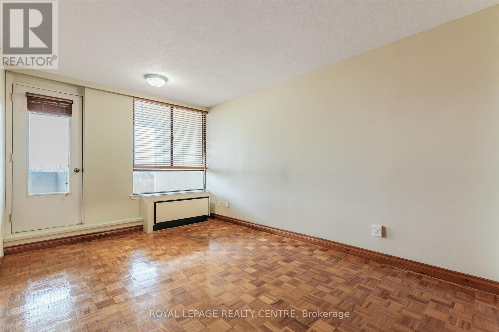 B4 - 296 Mill Road, Toronto, Ontario  M9C 4X8 - Photo 10 - W12908796