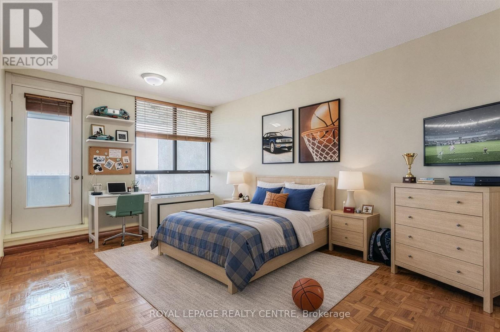 B4 - 296 Mill Road, Toronto, Ontario  M9C 4X8 - Photo 11 - W12908796