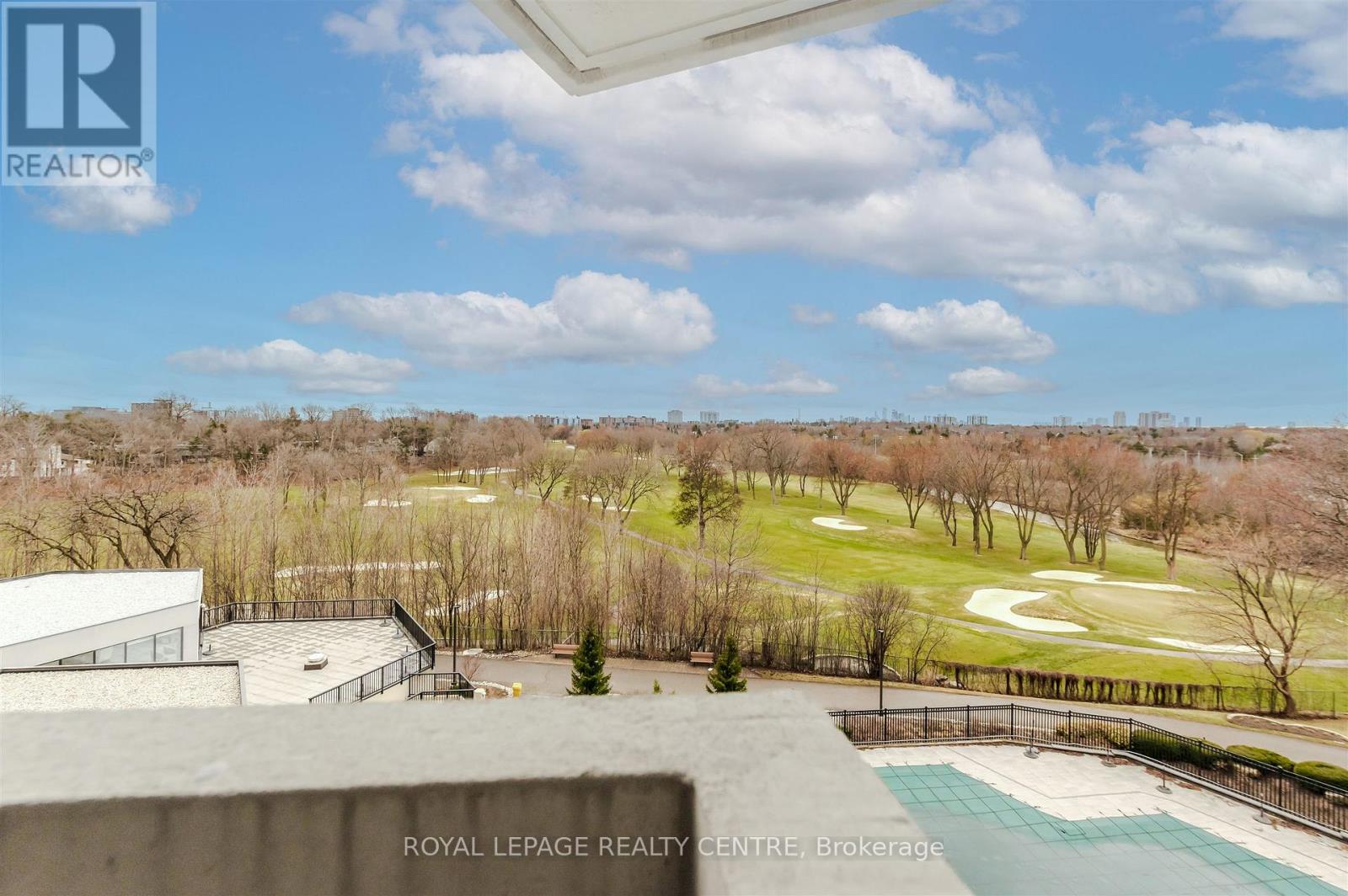 B4 - 296 Mill Road, Toronto, Ontario  M9C 4X8 - Photo 15 - W12908796