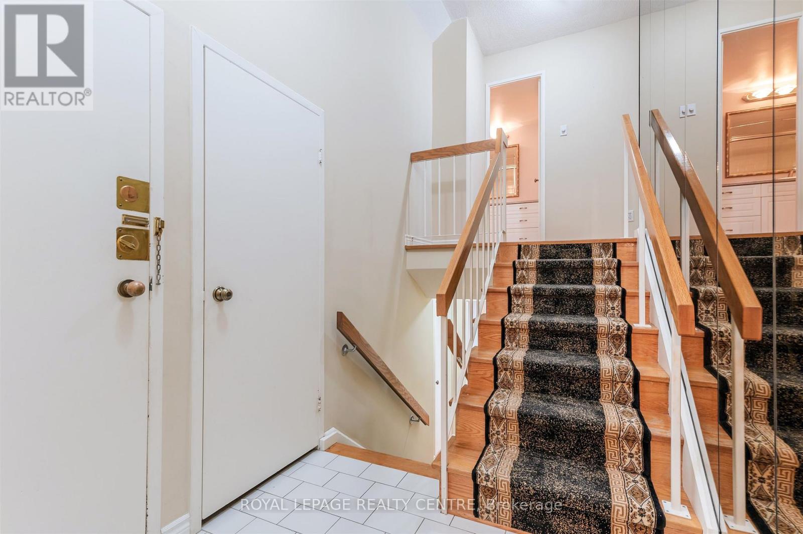 B4 - 296 Mill Road, Toronto, Ontario  M9C 4X8 - Photo 2 - W12908796