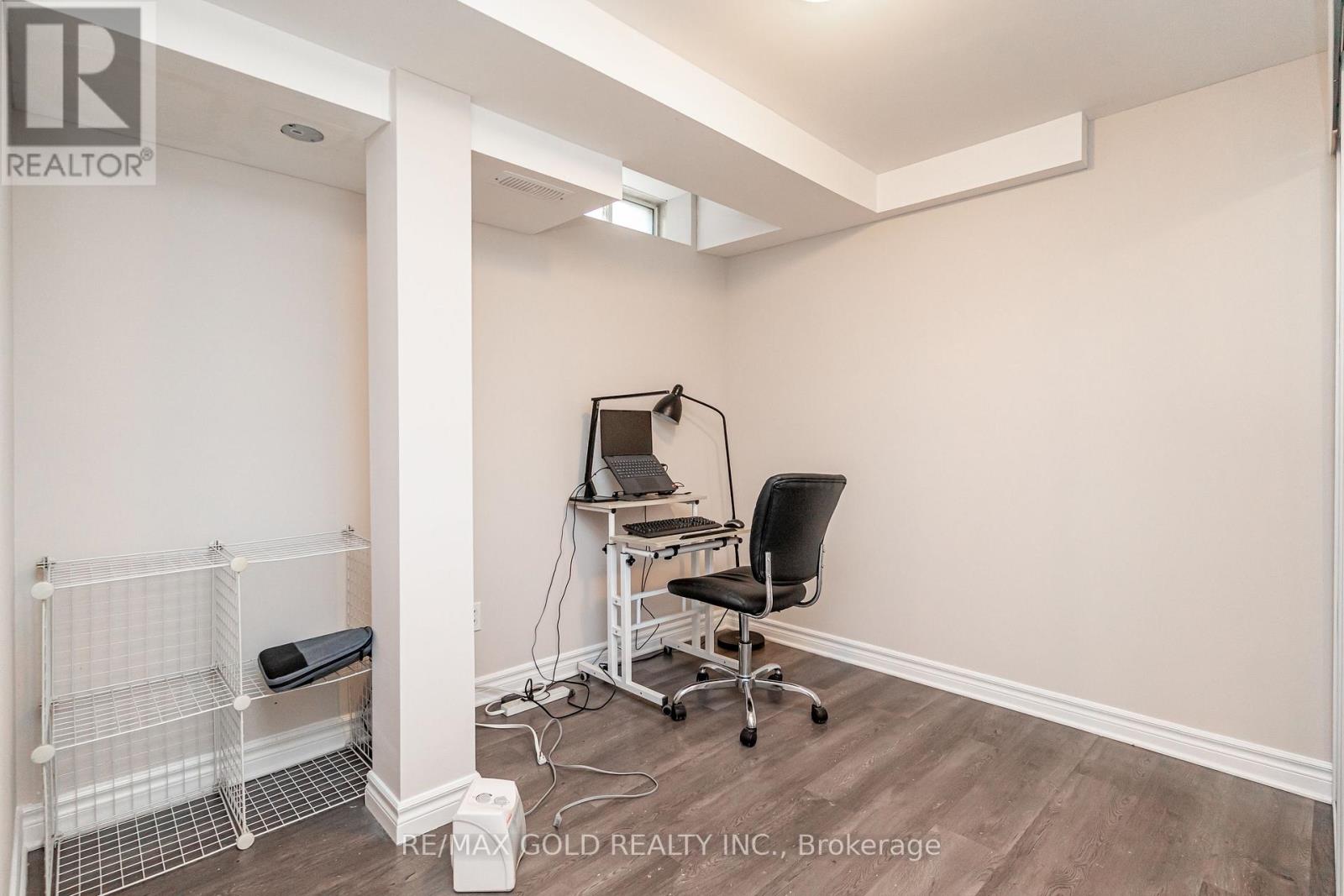 98 Winners Circle, Brampton, Ontario  L7A 1W2 - Photo 31 - W12908800