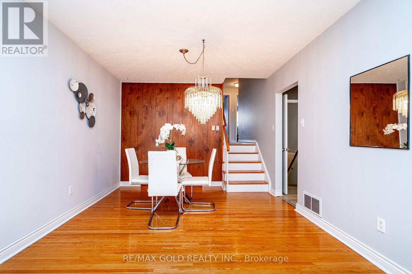 13 Cathcart Crescent, Brampton, Ontario  L6T 2A4 - Photo 11 - W12908820