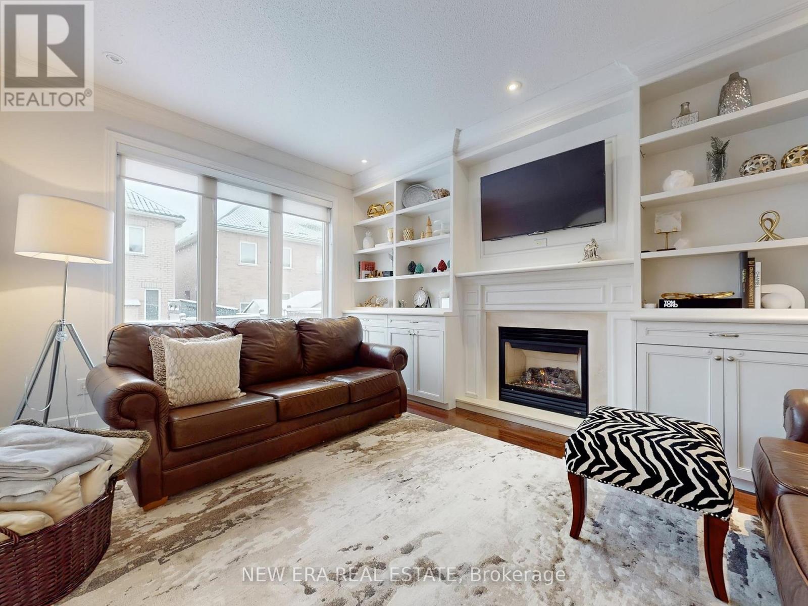 57 Hawkridge Trail, Brampton, Ontario  L6P 2T6 - Photo 7 - W12908844